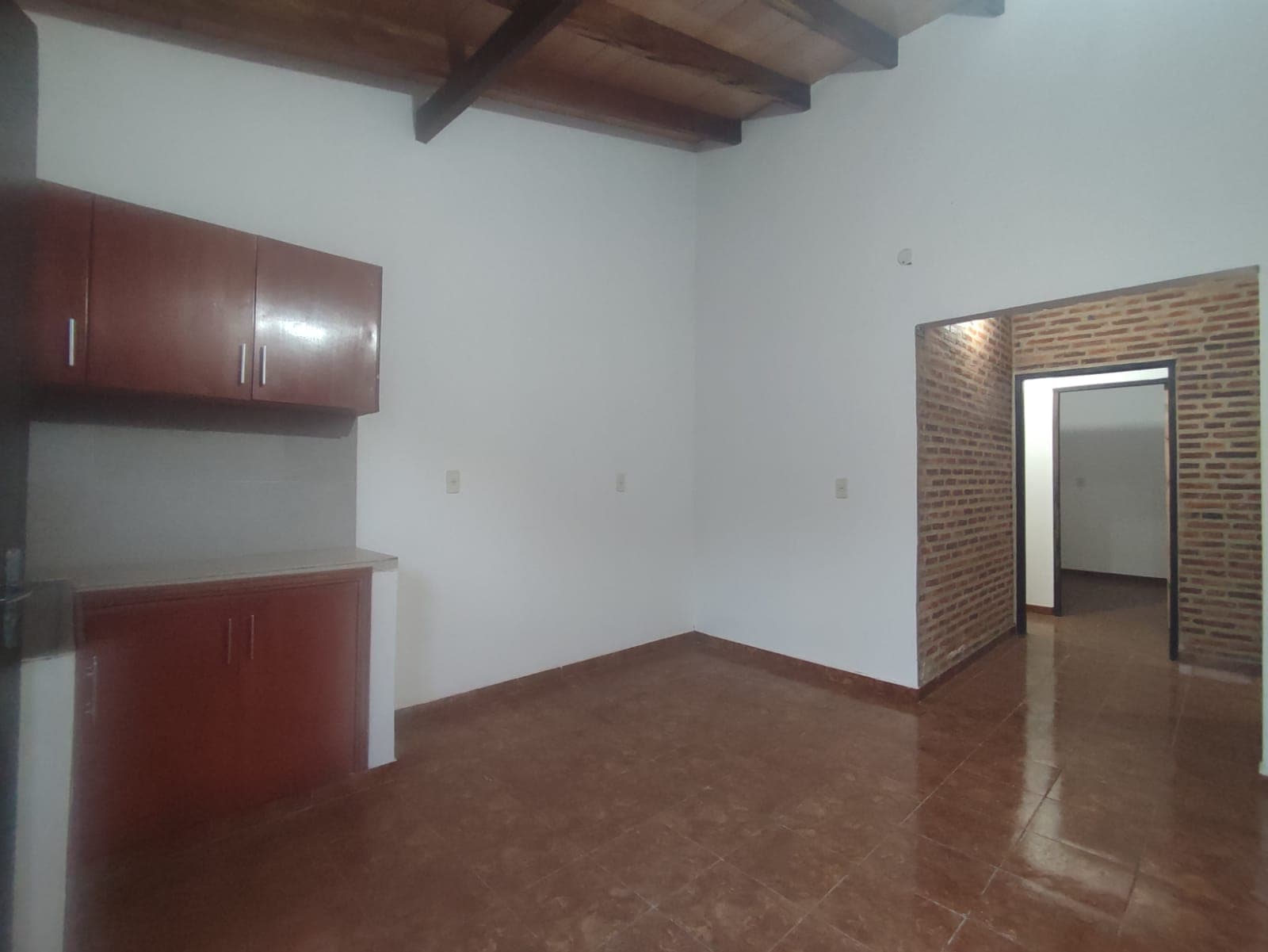 De casa en isla bogado – Luque, foto 3