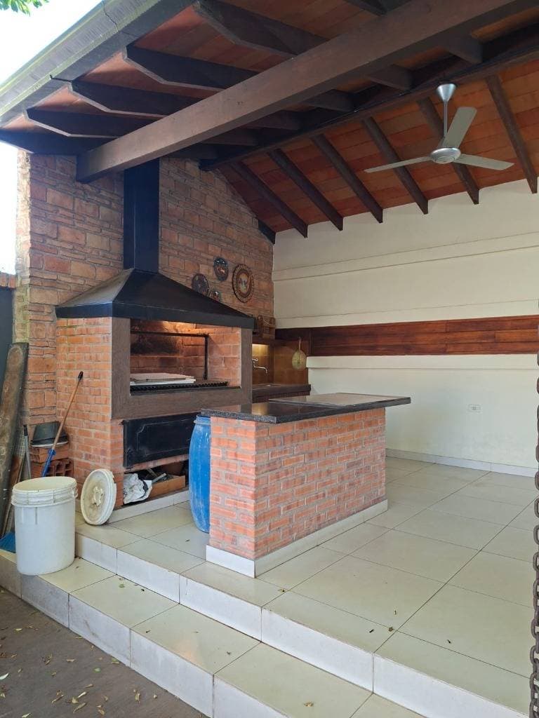 Casa en Alquiler en Asunción – Zona Iglesia Santa María y San Nicolás — foto 3