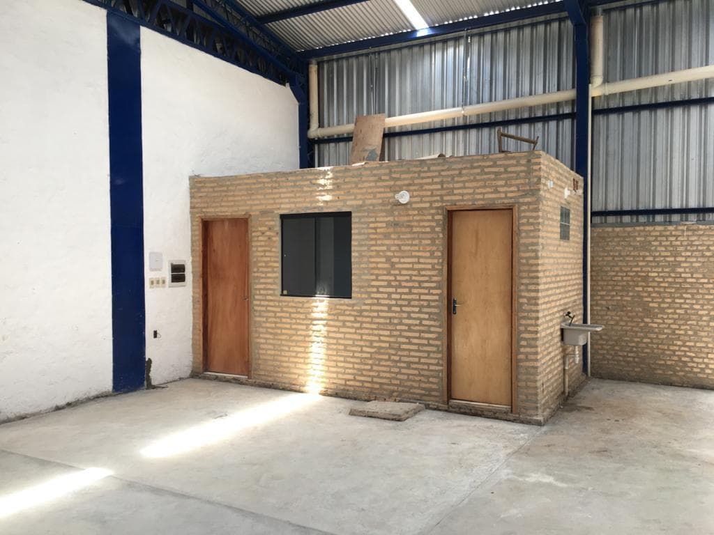 Tinglado / depósito con oficina en San Lorenzo 276 m² — foto 4