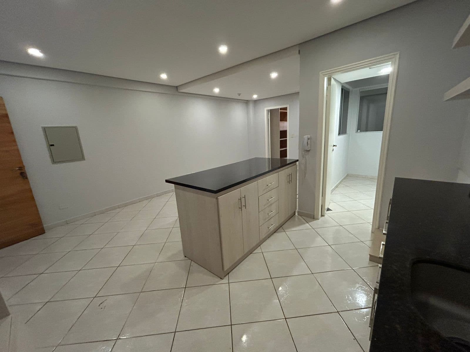 departamento de 2 habitaciones en Luque, foto 3