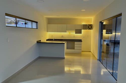 Vendo duplex en lambare