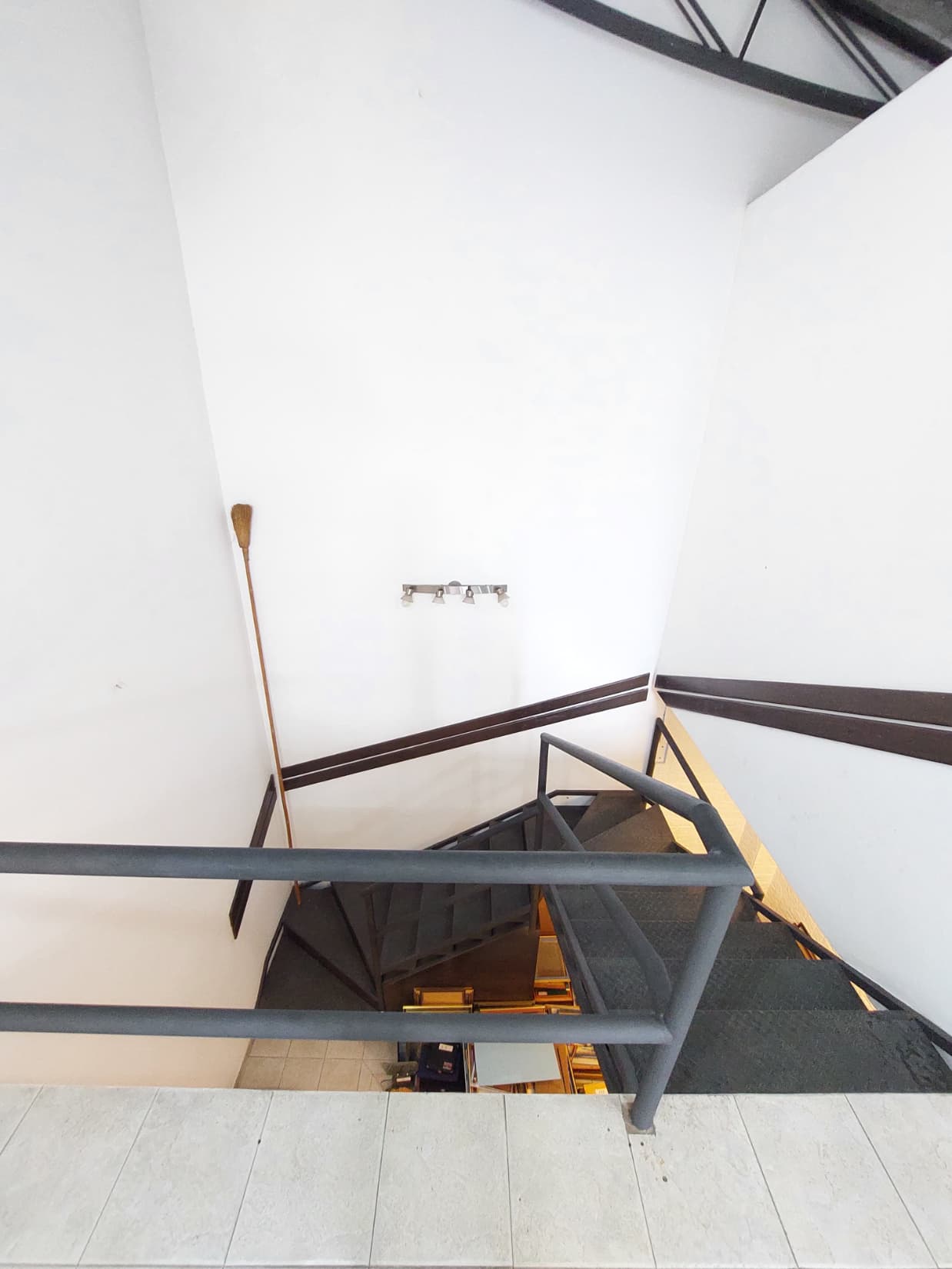Salon comercial en zona av. Boggiani — foto 4