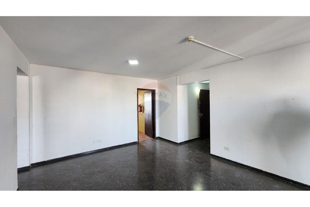 En Venta Departamento Edif. Esmeralda, Asunción, foto 3