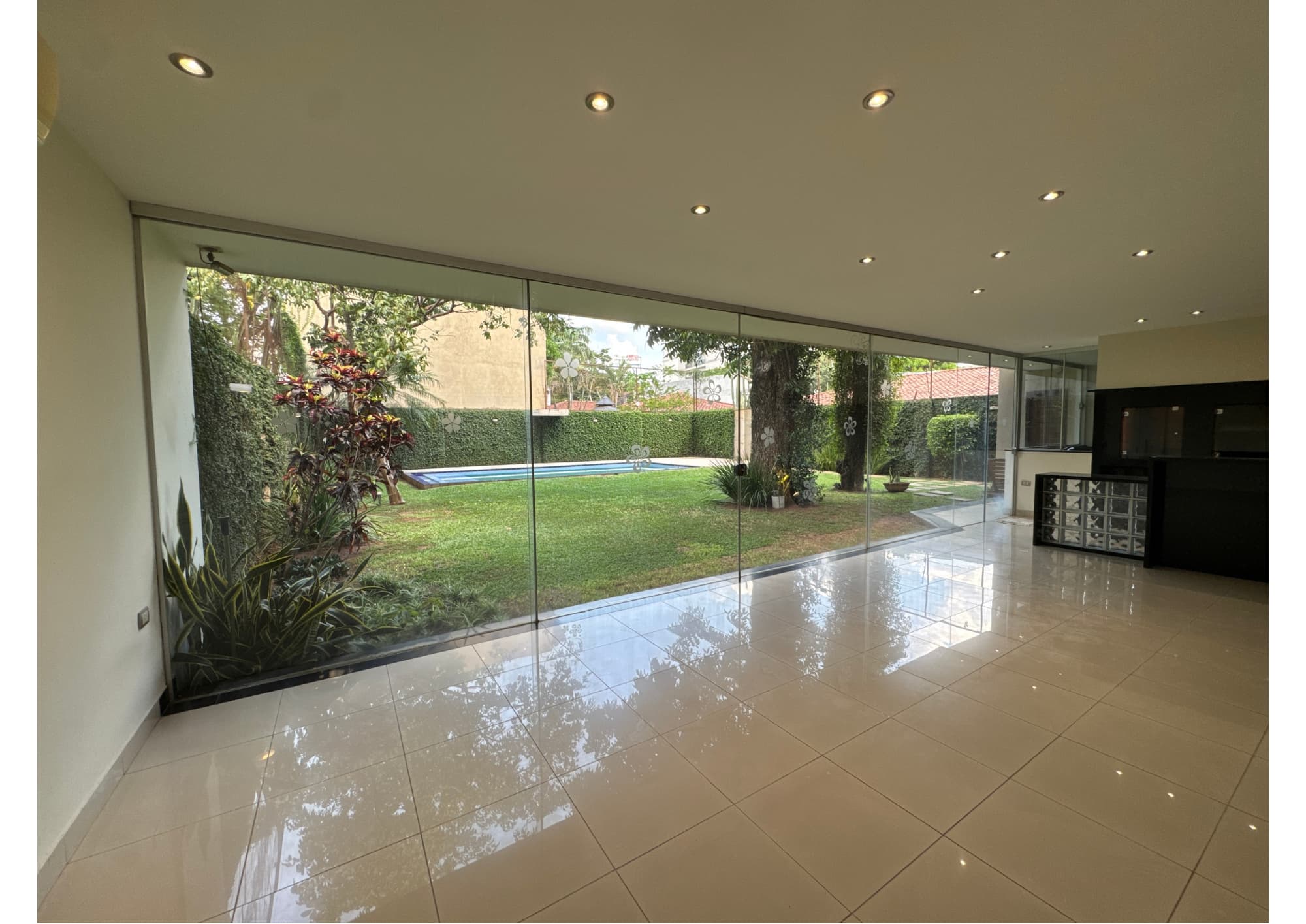 Casa en alquiler detrás del Shopping del Sol — foto 4