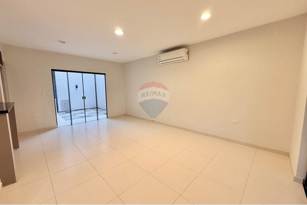 ¡Triplex en el Barrio Felicidad – Lambaré!, foto 5