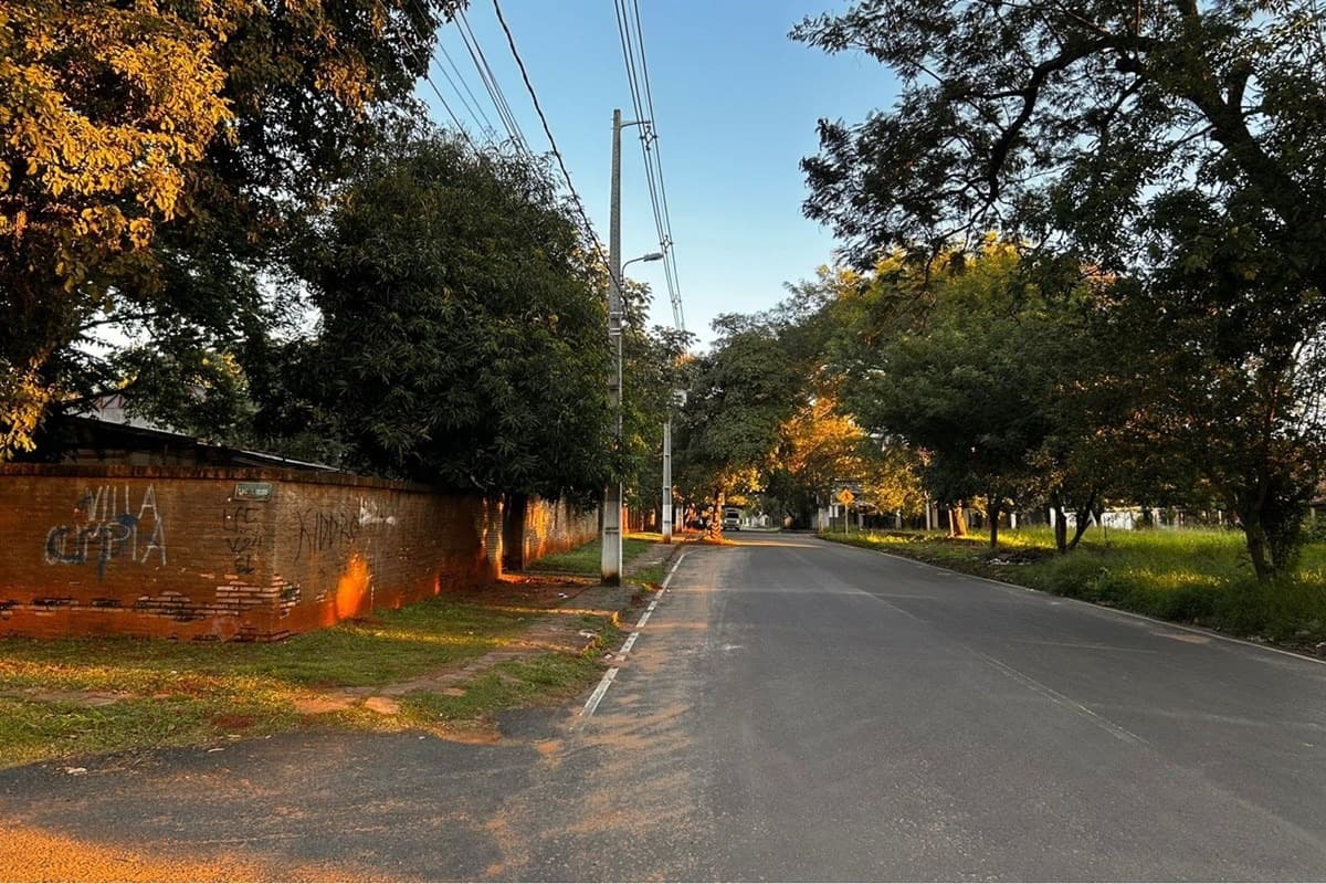 De terreno a minutos del Pinedo y villa olimpia barrio san miguel, foto 2