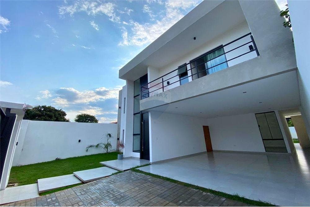 Casa a estrenar en Luque primer barrio, foto 2