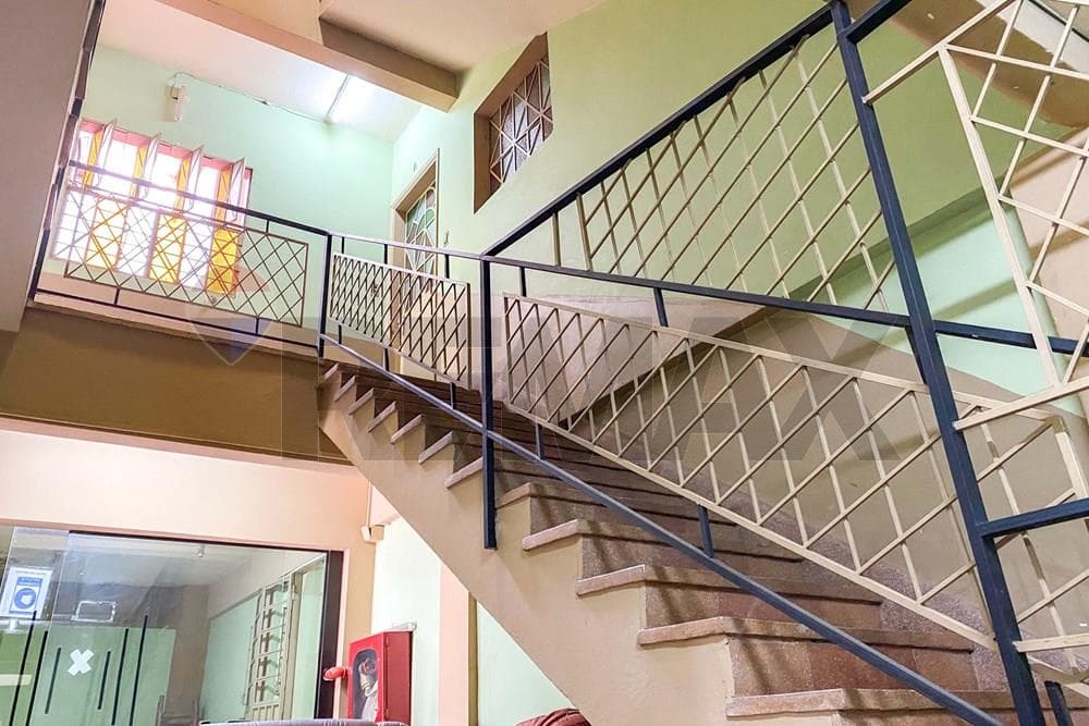 Propiedad comercial sobre acceso sur, foto 4