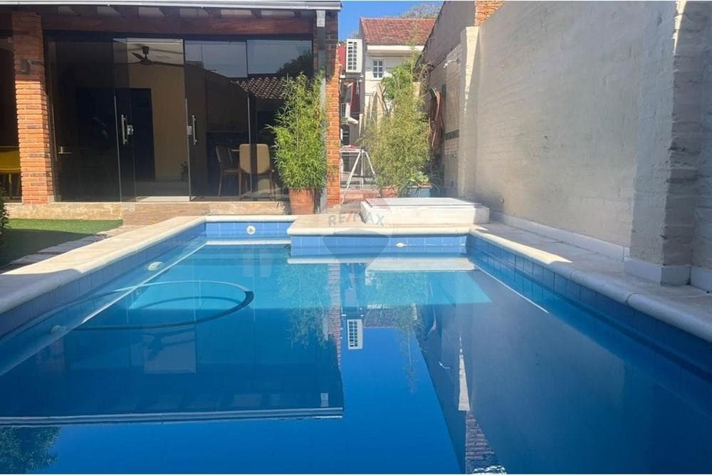 Casa - Venta - Villa Morra, Paraguay