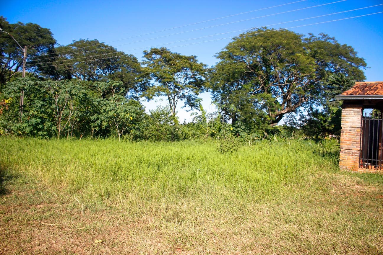 Oferta de terreno a 2 cuadras de la Ruta Guarambaré, centro de Ypané