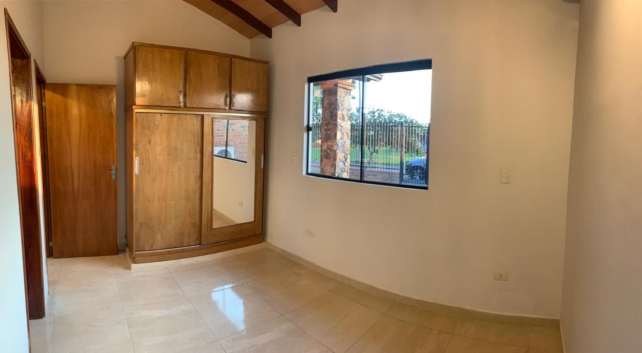 En venta casa de 3 dormitorios zona ytororo country club, foto 3