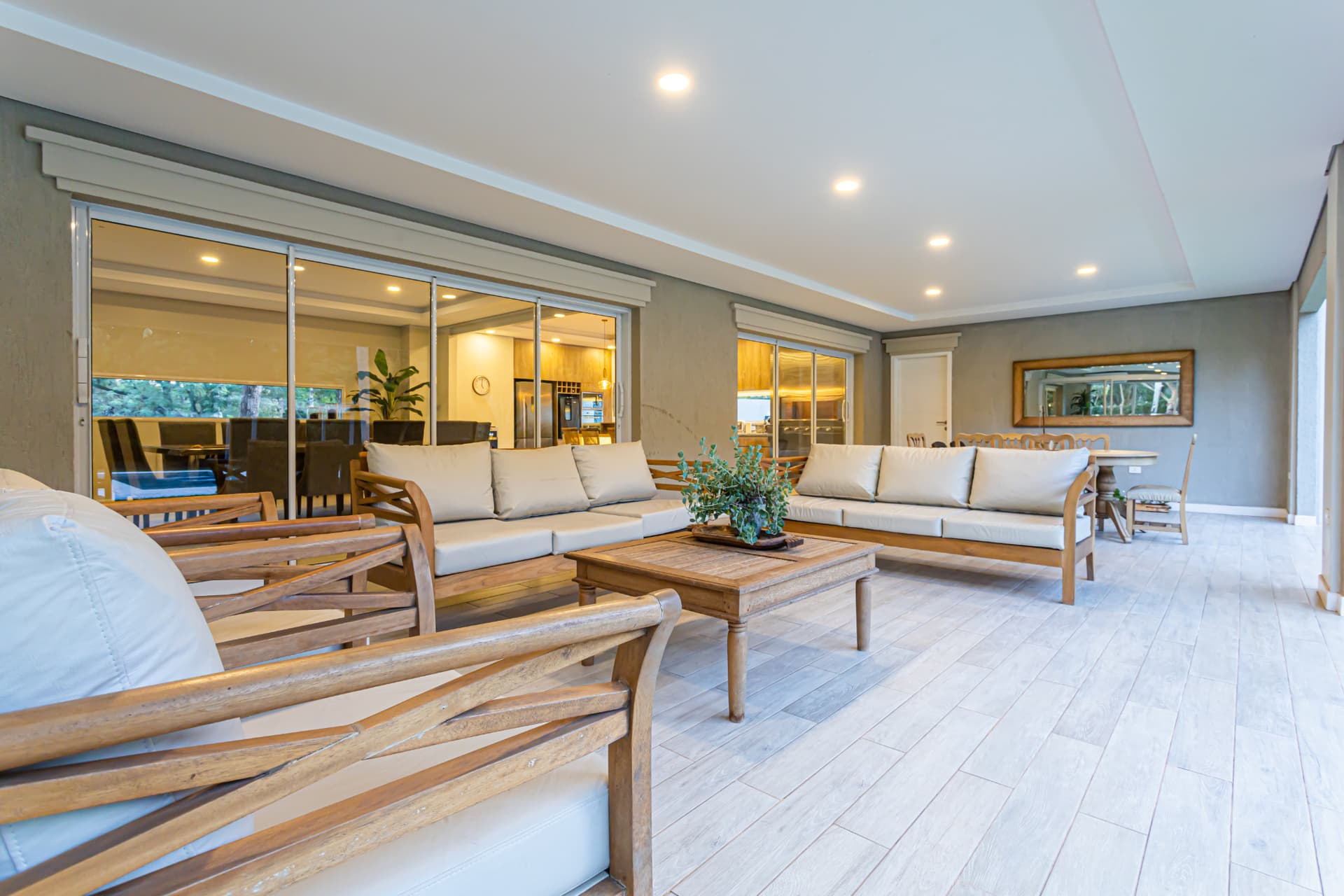 En venta lujosa y amplia residencia amoblada en la ciudad de San Bernardino, foto 5
