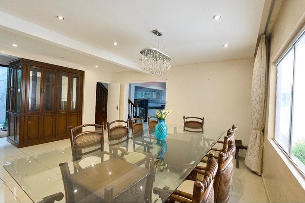 Hermosa casa Fernando de la Mora zona norte, foto 4