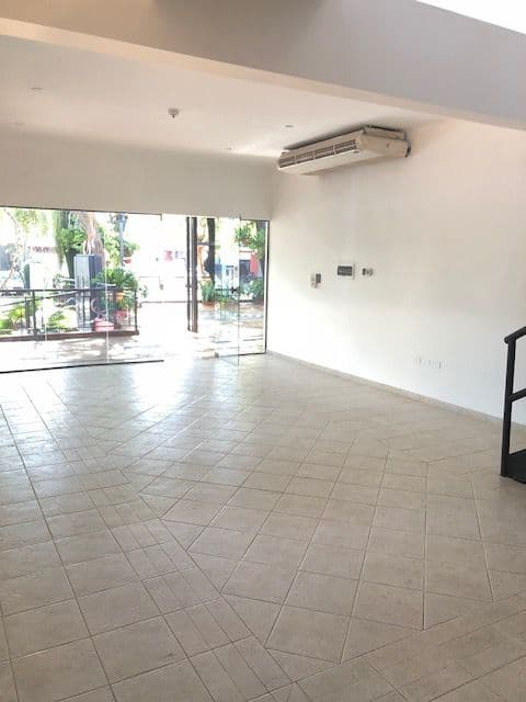 En alquiler local comercial gastronomico de 120m2 zona boggiani