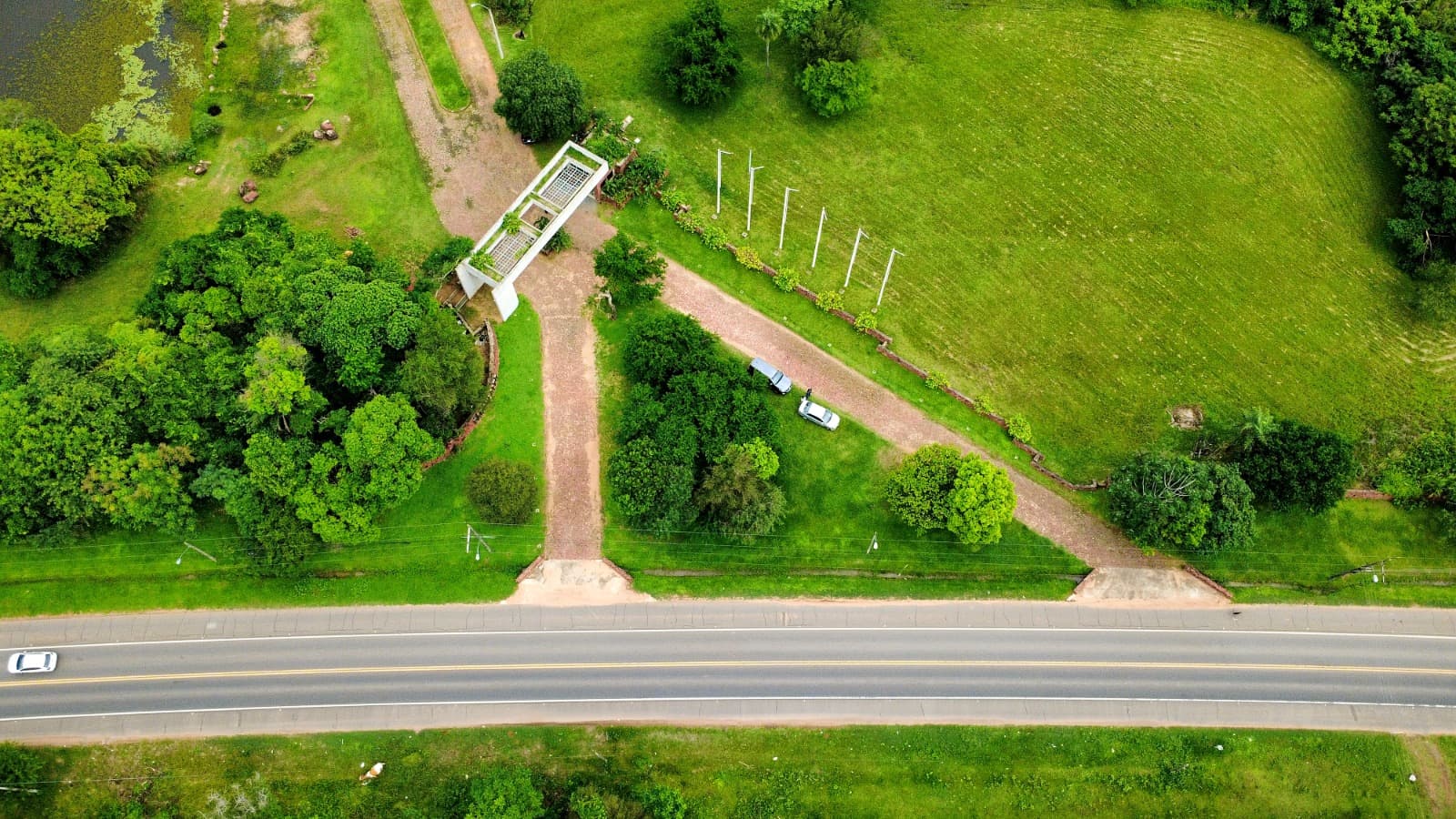 Terreno en barrio cerrado parque alto — foto 4