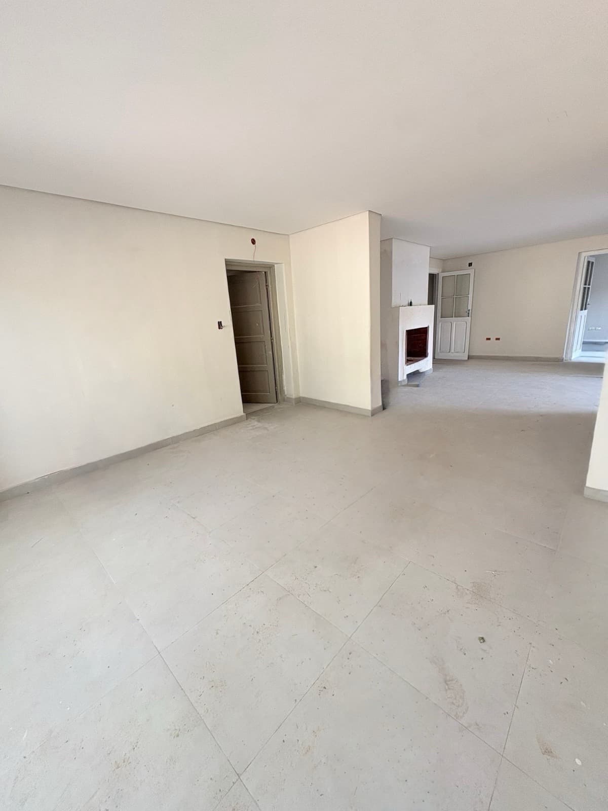 Residencia de 6 habitaciones-zona club centenario...!!!, foto 2