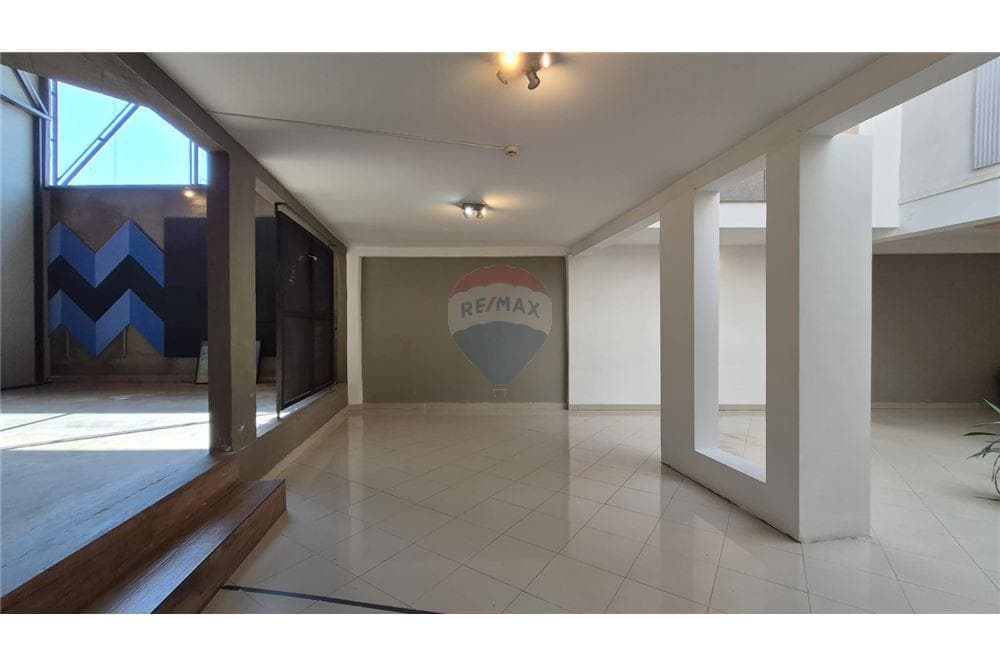 Local comercial en alquiler - Fernando de la Mora, foto 3