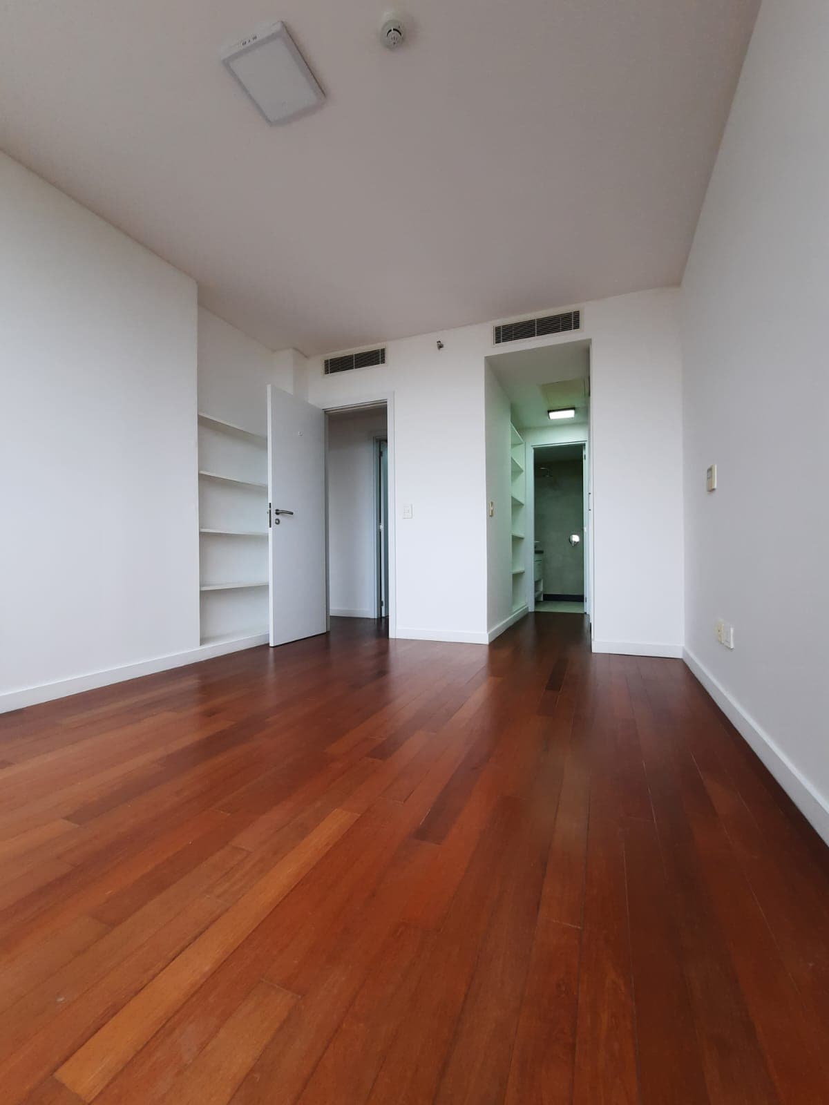Departamento de 2 habitaciones en zona Paseo La Galería — foto 4