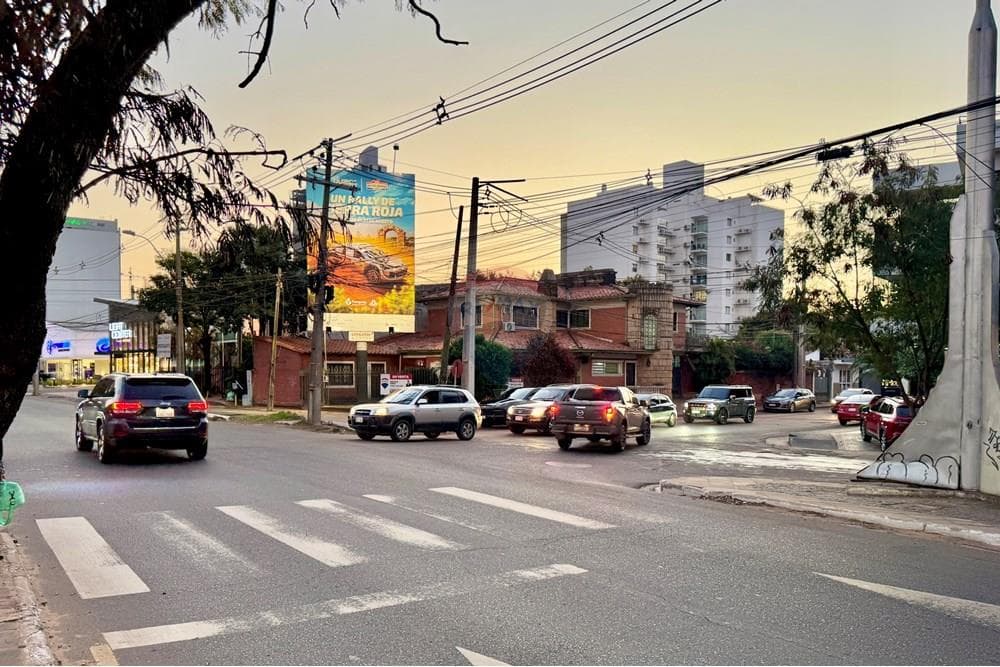 Casa - Venta - Madame Lynch, Paraguay, foto 2