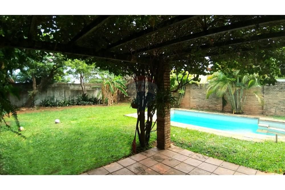 Residencia venta lambare — foto 4