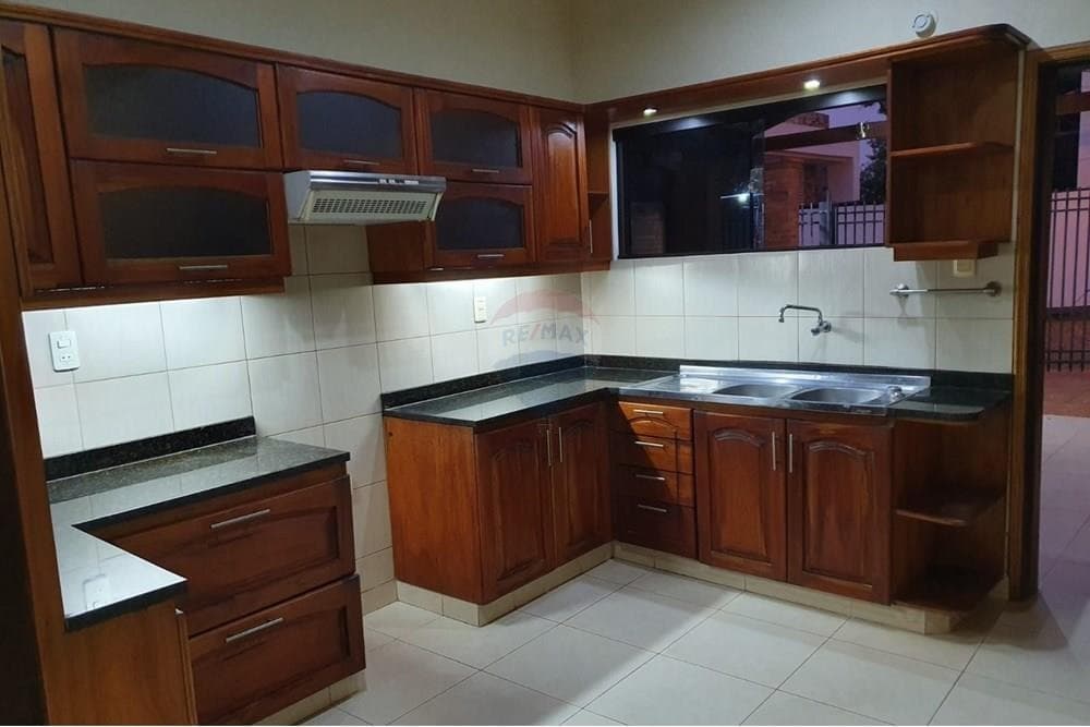 EN ALQUILER DUPLEX Fernando de la Mora zona Norte, foto 5