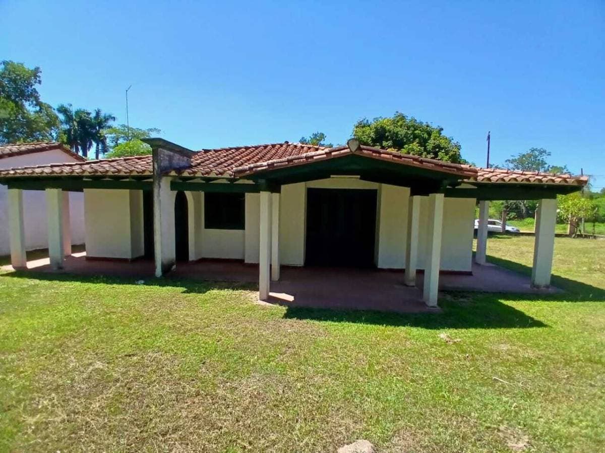 Casa en Venta 3 dormitorios - San Bernardino, Cordillera