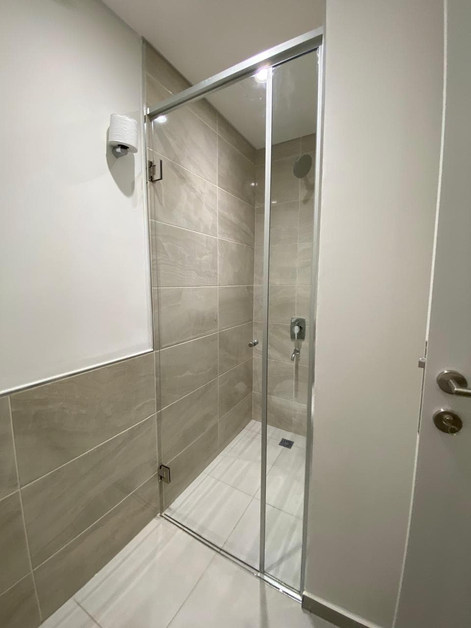 Zona boggiani en alquiler departamento de 2 dormitorios finamente amoblado, foto 2