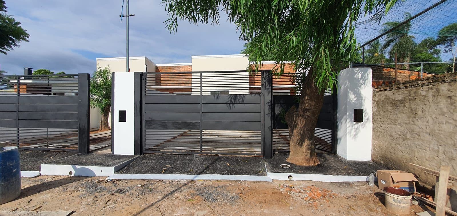 Vendo Chalet a estrenar en Lambare