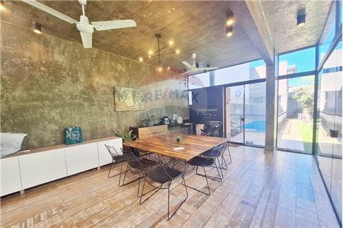 ALQUILO VIVIENDA en Villa Morra Juan Bogarin casi López Moreira