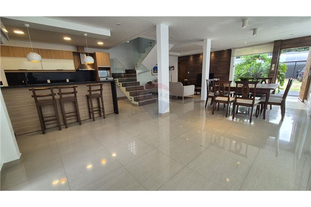Duplex amoblado en Asunción Ita enramada tu lugar feliz — foto 2