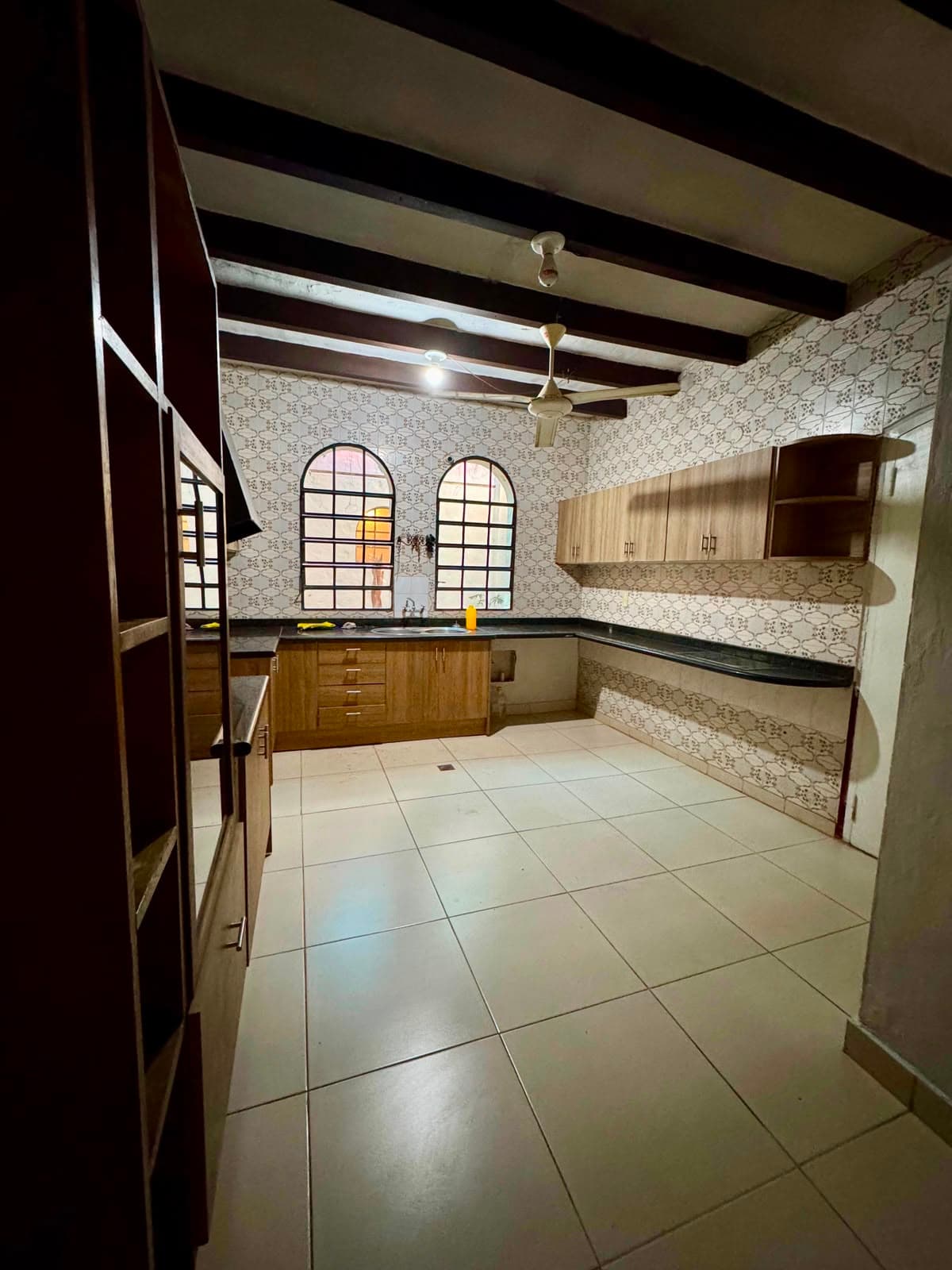 Casa De 4 Habitaciones Comercios O Residencia En Mcal Estigarribia, foto 3