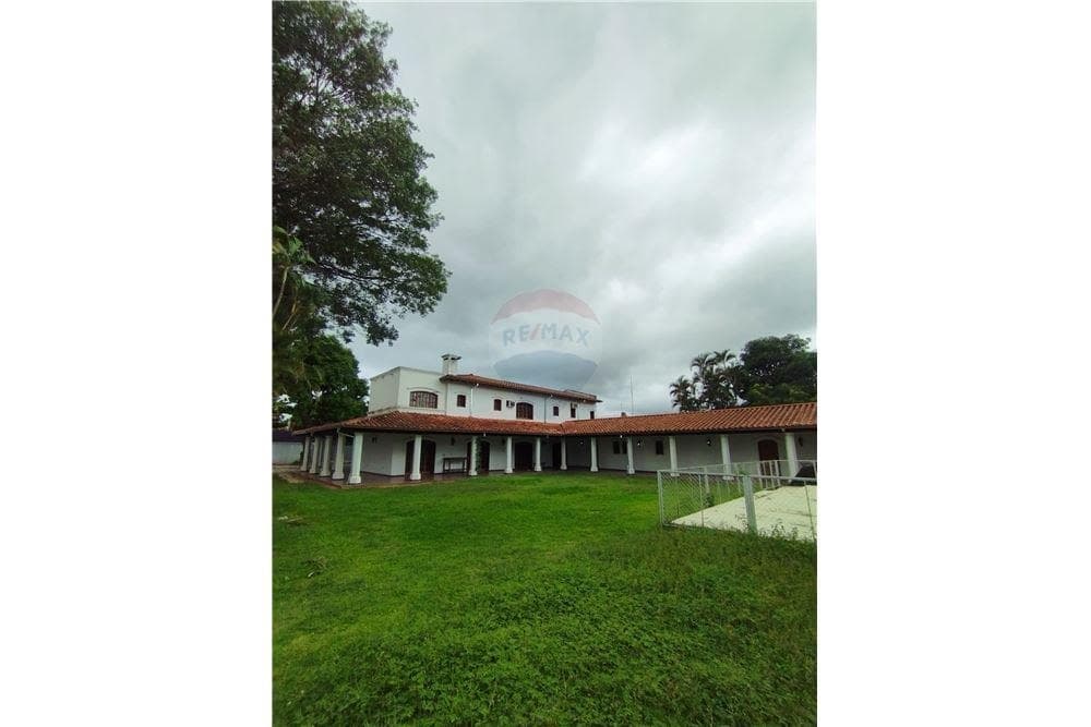 Casa estilo colonial en ycua sati, foto 2