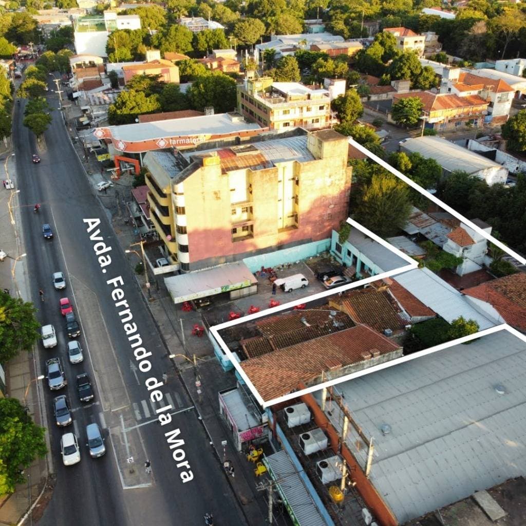 Terreno sobre avenida Fernando de la Mora, foto 3