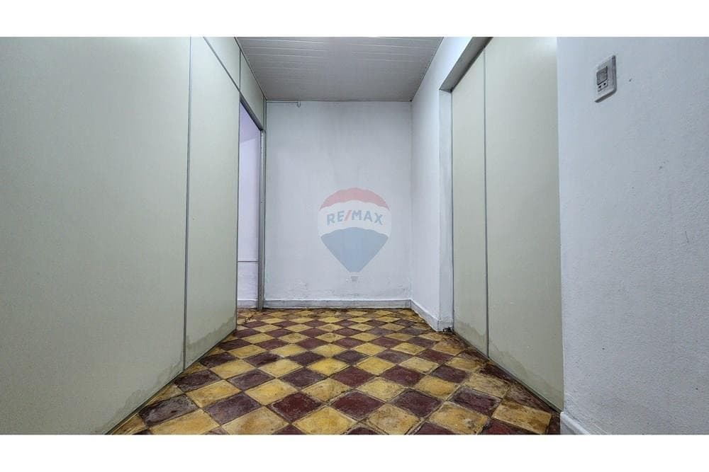 Depósito Comercial 310 m2 cubiertos - Z/ Mercado 4, foto 5