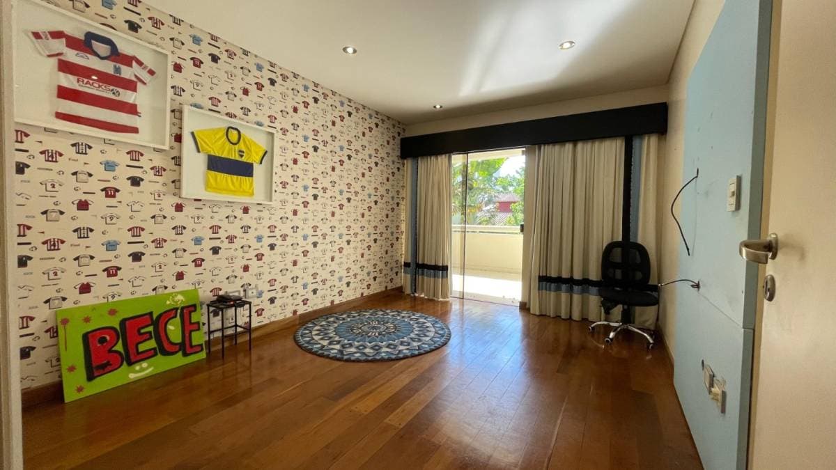 Casa de 4 Dormitorios en Suite en Las Lomas - ID 32827, foto 5