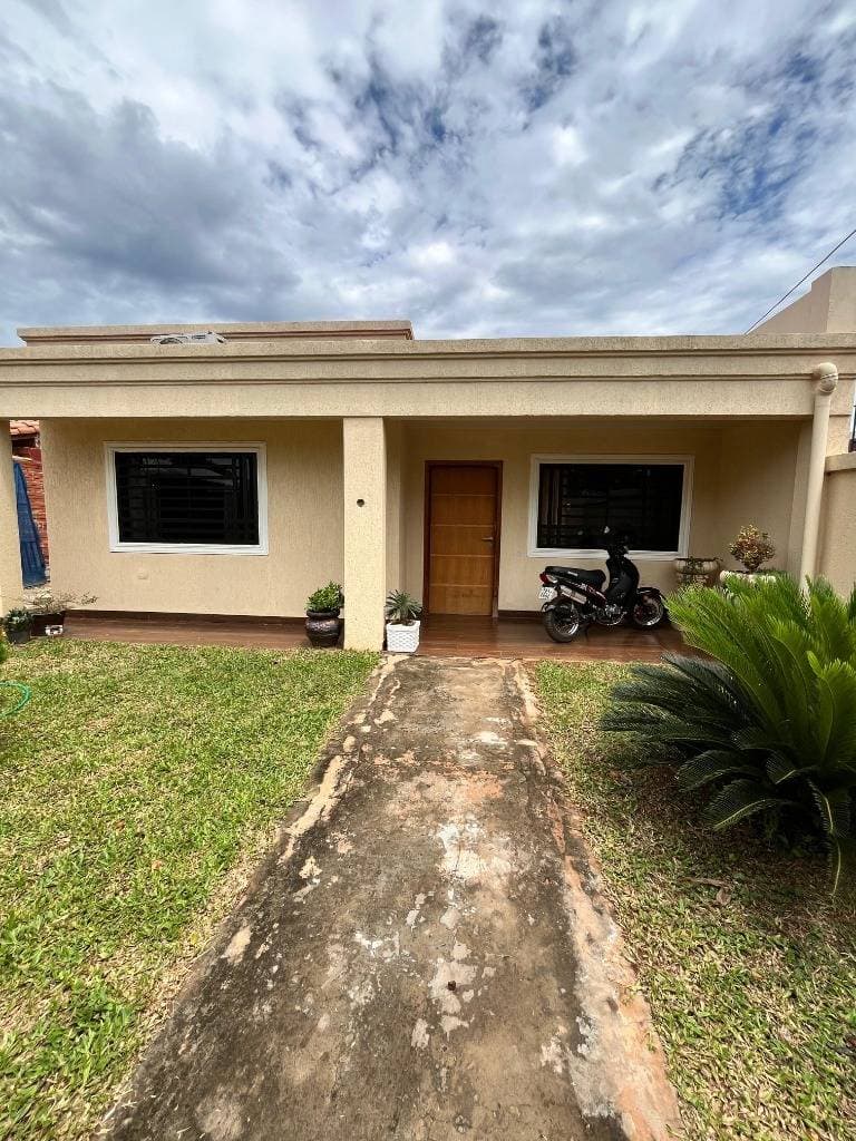 Hermosa Casa En Venta En Capiatá, foto 3