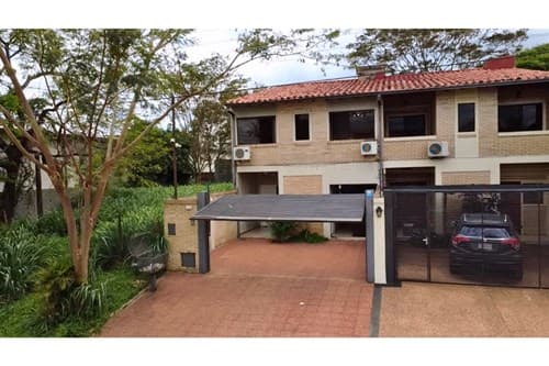 Duplex En Luque, Zona Conmebol, Primer Barrio — foto 4