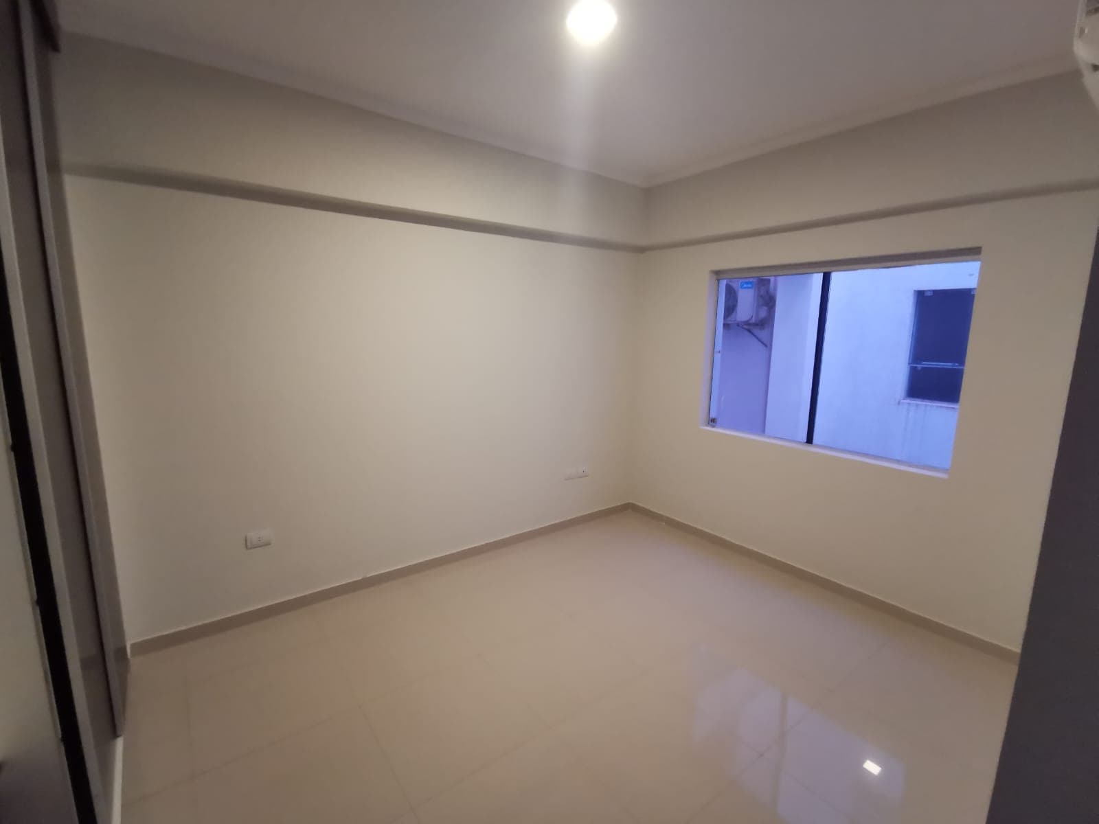 Departamento sobre Avda. Molas López, foto 4