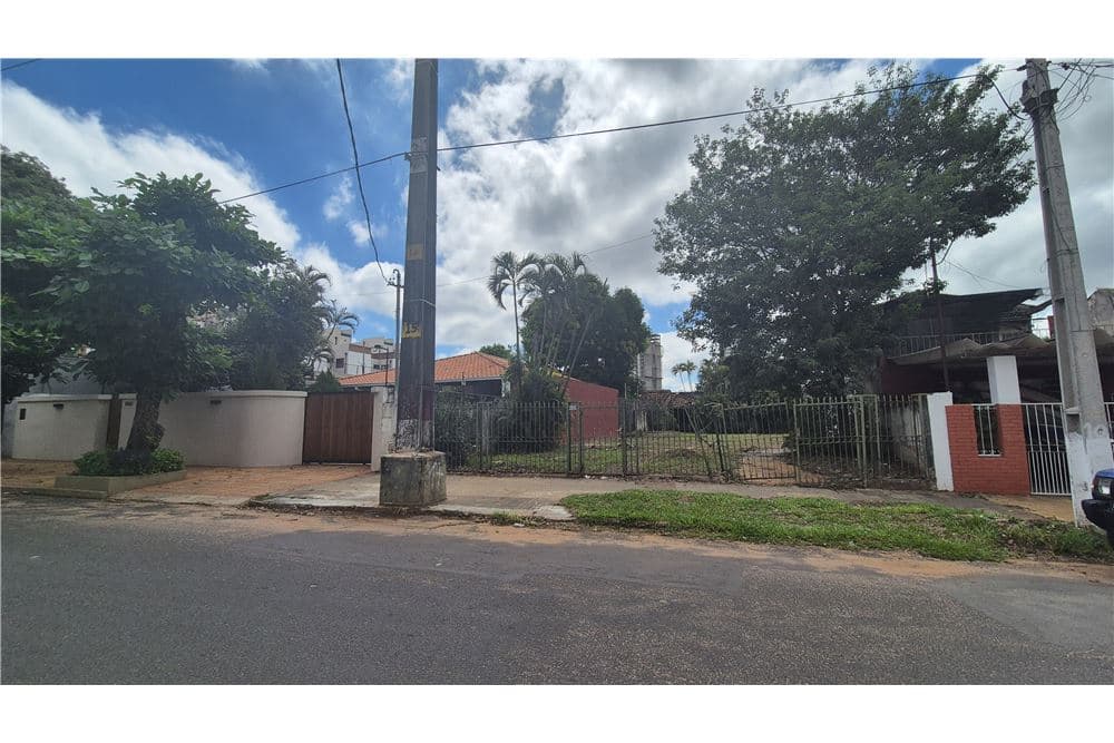 Terreno En Ycua Sati A Pasos De Paseo La Galeria