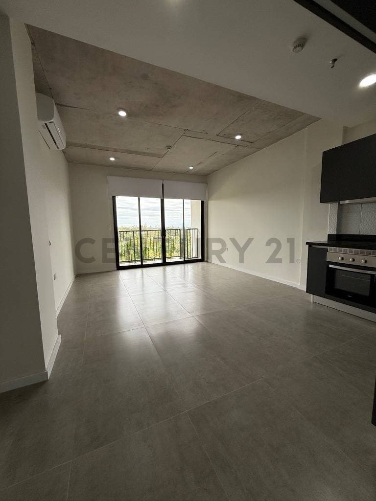 Departamento en alquiler en el edificio designo