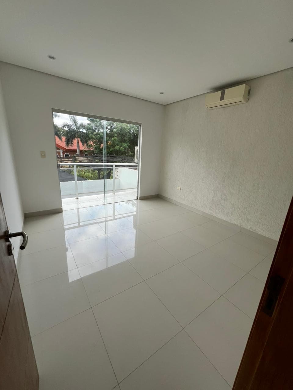 Casa de 3 dormitorios en ita enramada, foto 5