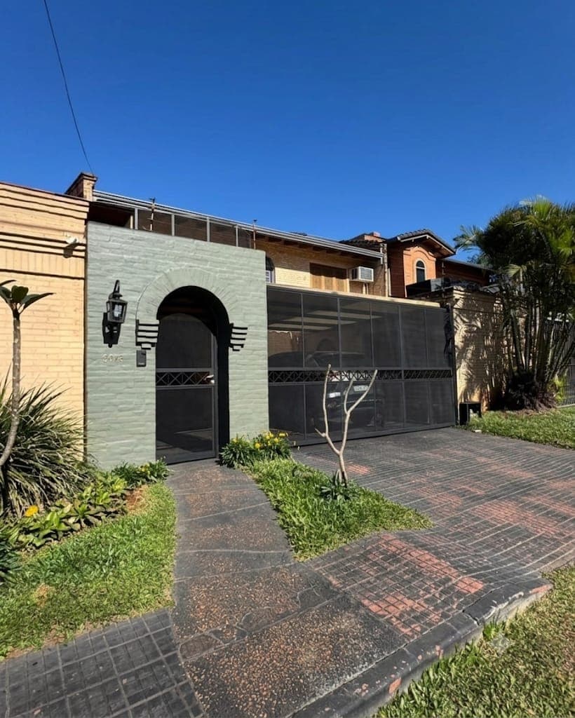 Hermosa casa de 3 hab. En barrio Herrera, foto 1