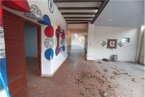 Local comercial de 6 habitaciones en Asunción Gral Diaz, foto 5