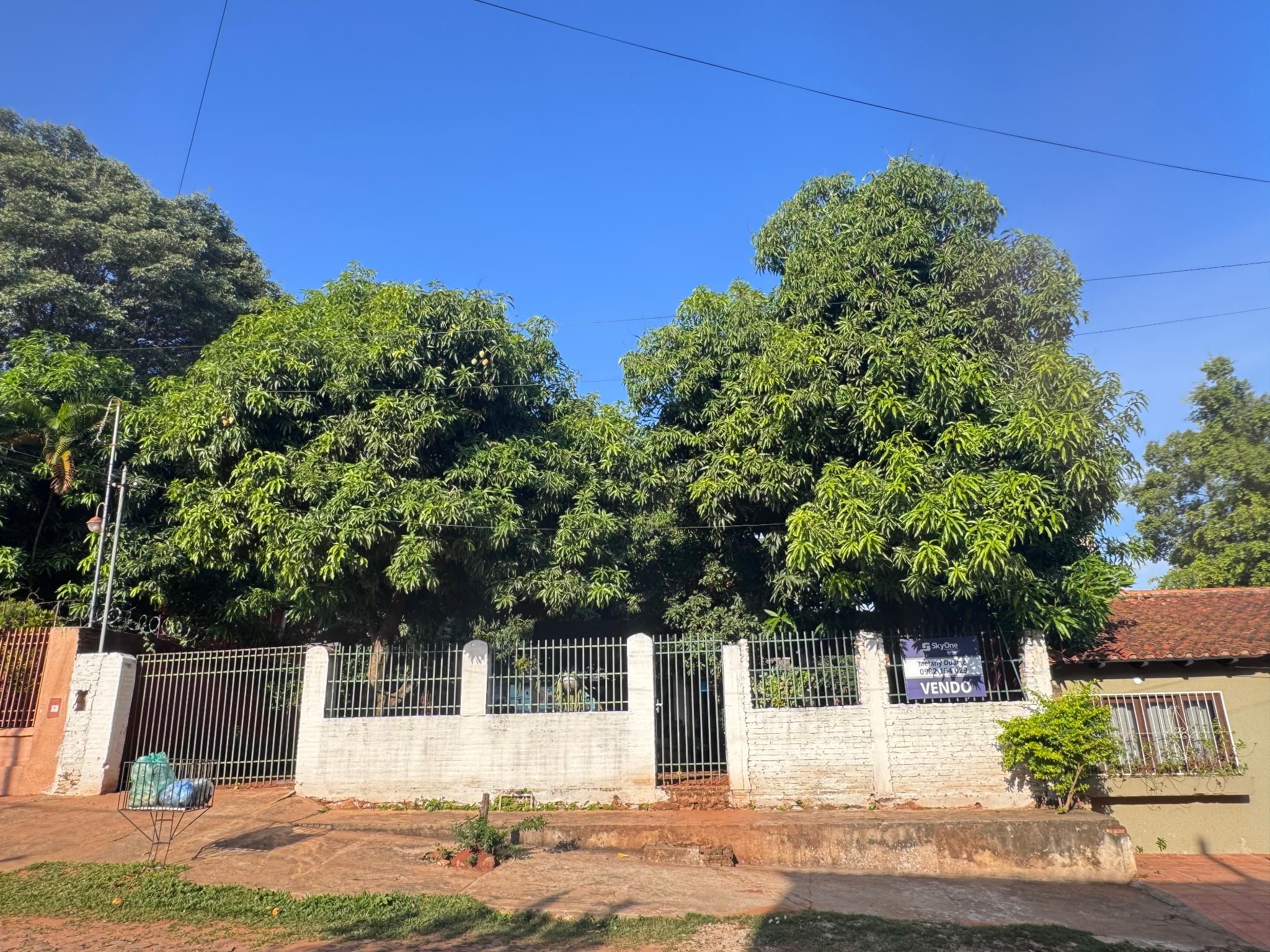Vendo casa en San Lorenzo, a 1 cuadra de Manuel O. Guerrero!
