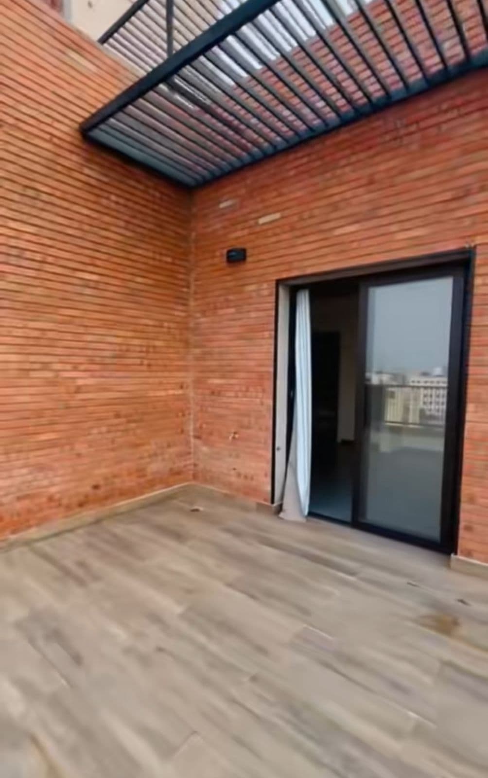 Monoambiente con terraza privada y Cochera, foto 5