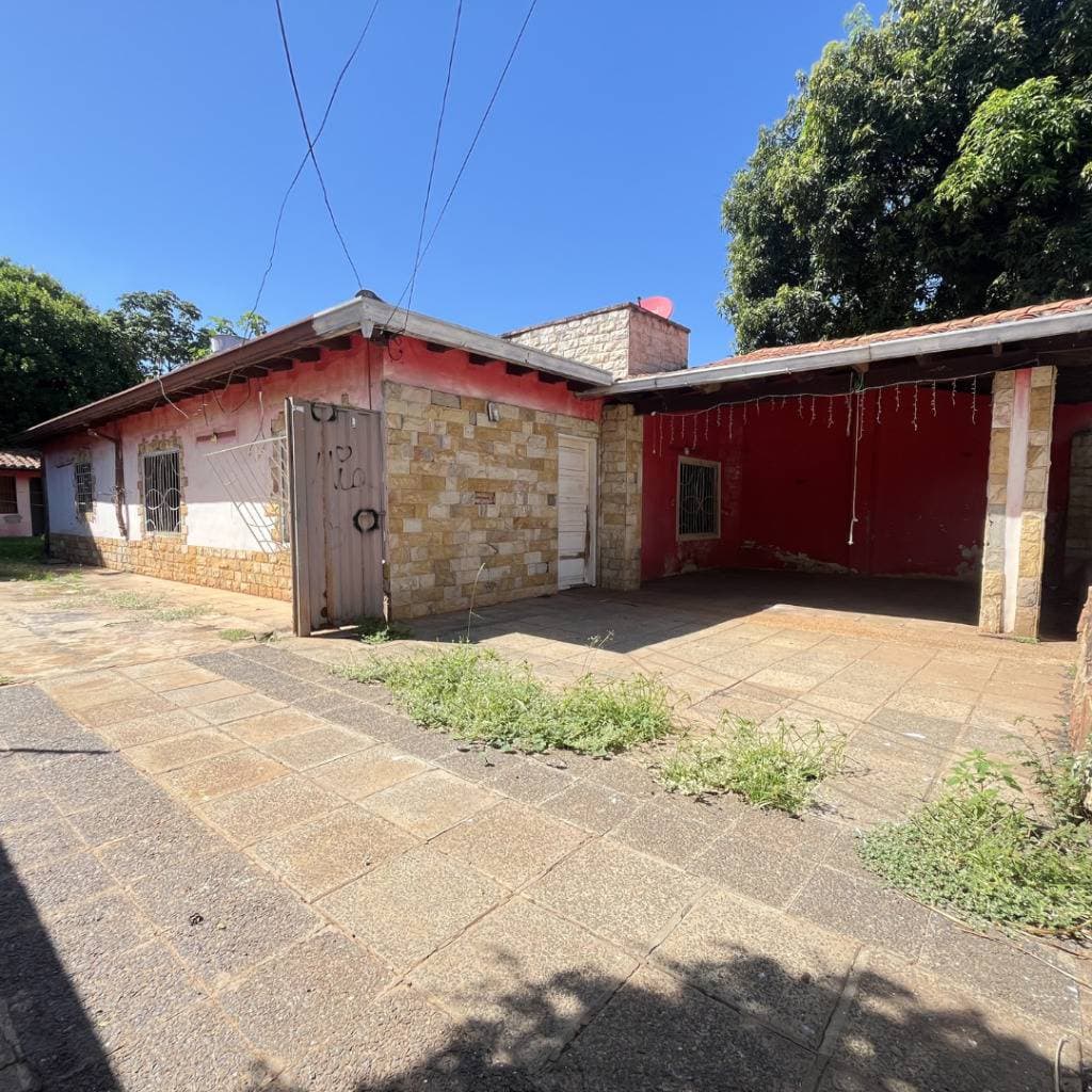De casa a remodelar o demoler – laurelty, Luque, foto 3