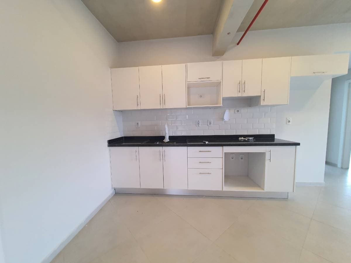 Depto. De 2 dorm. 79,3m2 - zona centrica de Luque, foto 5