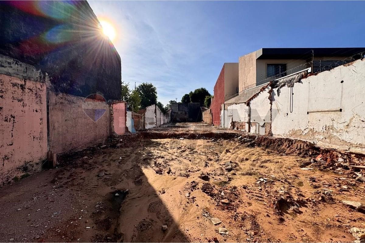 Terreno en barrio Jara zona complejo tavarelli, foto 3