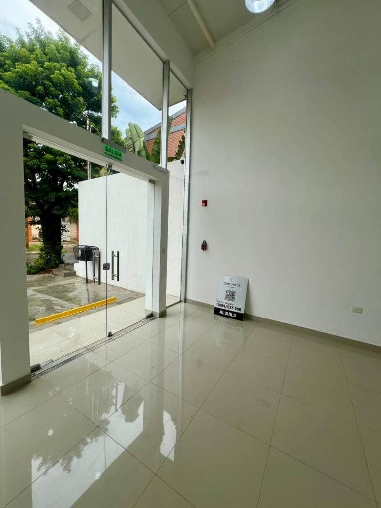 Local comercial en alquiler – Fernando de la Mora, foto 4
