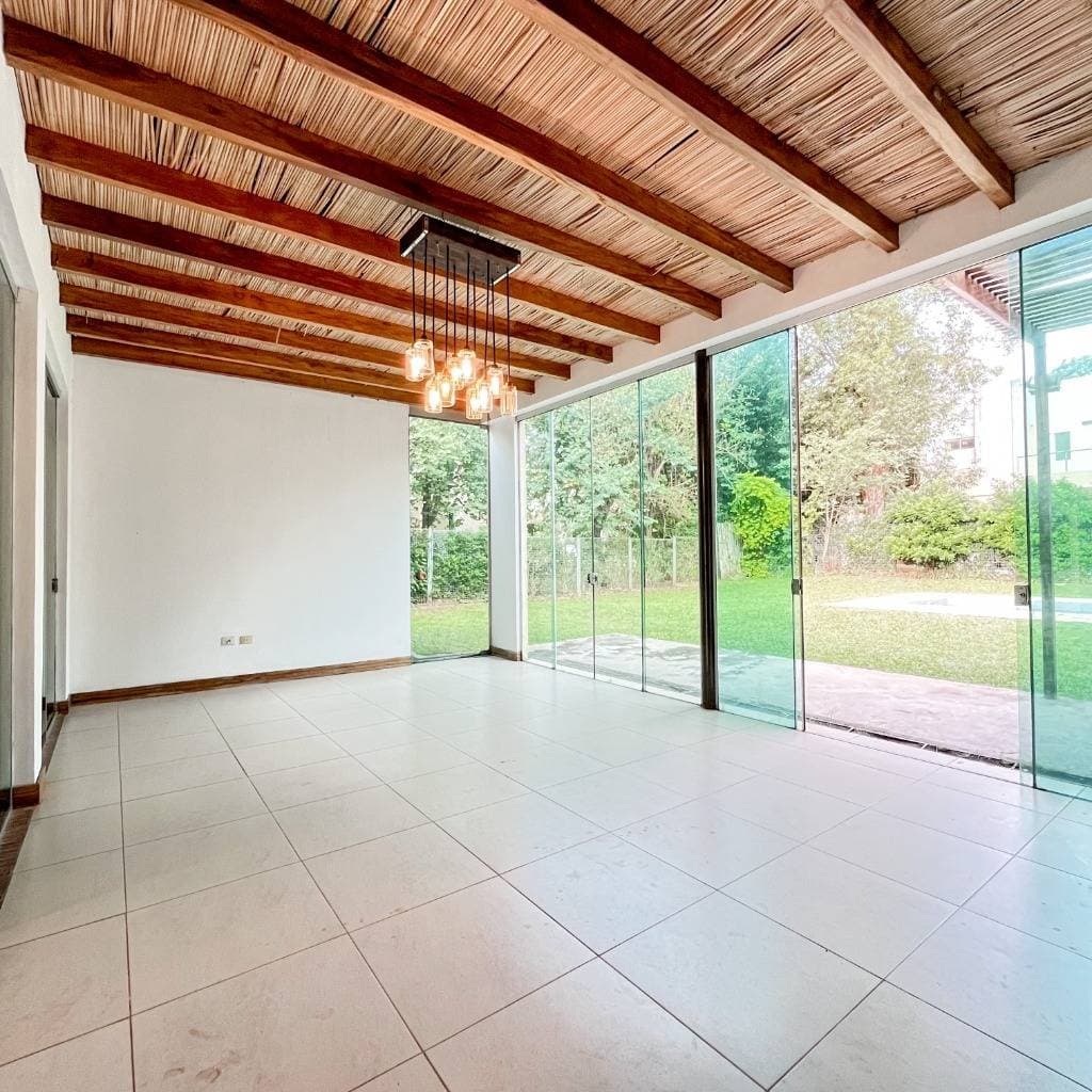hermosa casa en Barrio Cerrado Montesol, foto 2